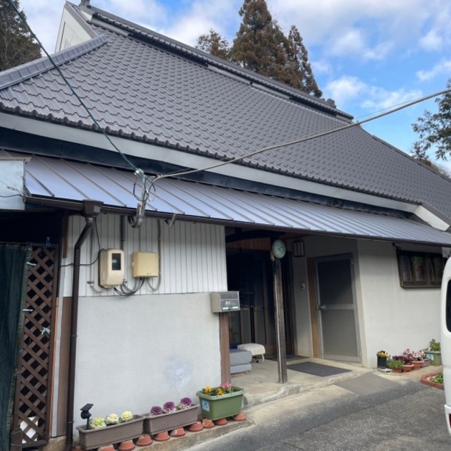 岡山県美作市　下屋根改修　U瓦屋根塗装の画像