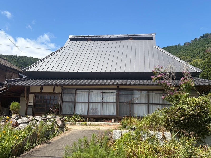 津山市　茅葺き屋根改修工事の画像